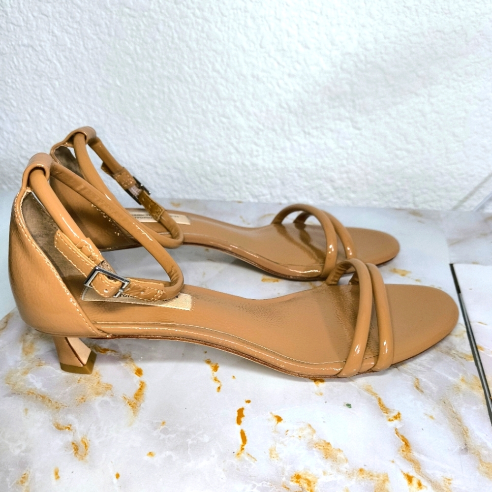 Antonio Melani  Elizabeth Damrich , ankle strap pattern kitty heel